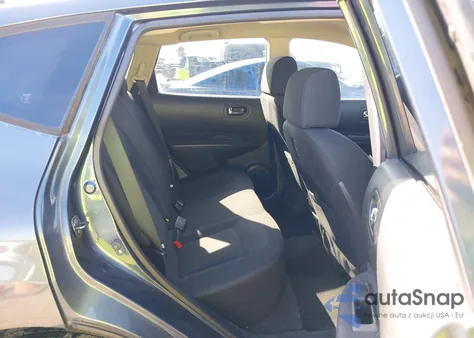 2015 Nissan Rogue Select S z USA, uszkodzony, nr VIN JN8AS5MT6FW668122